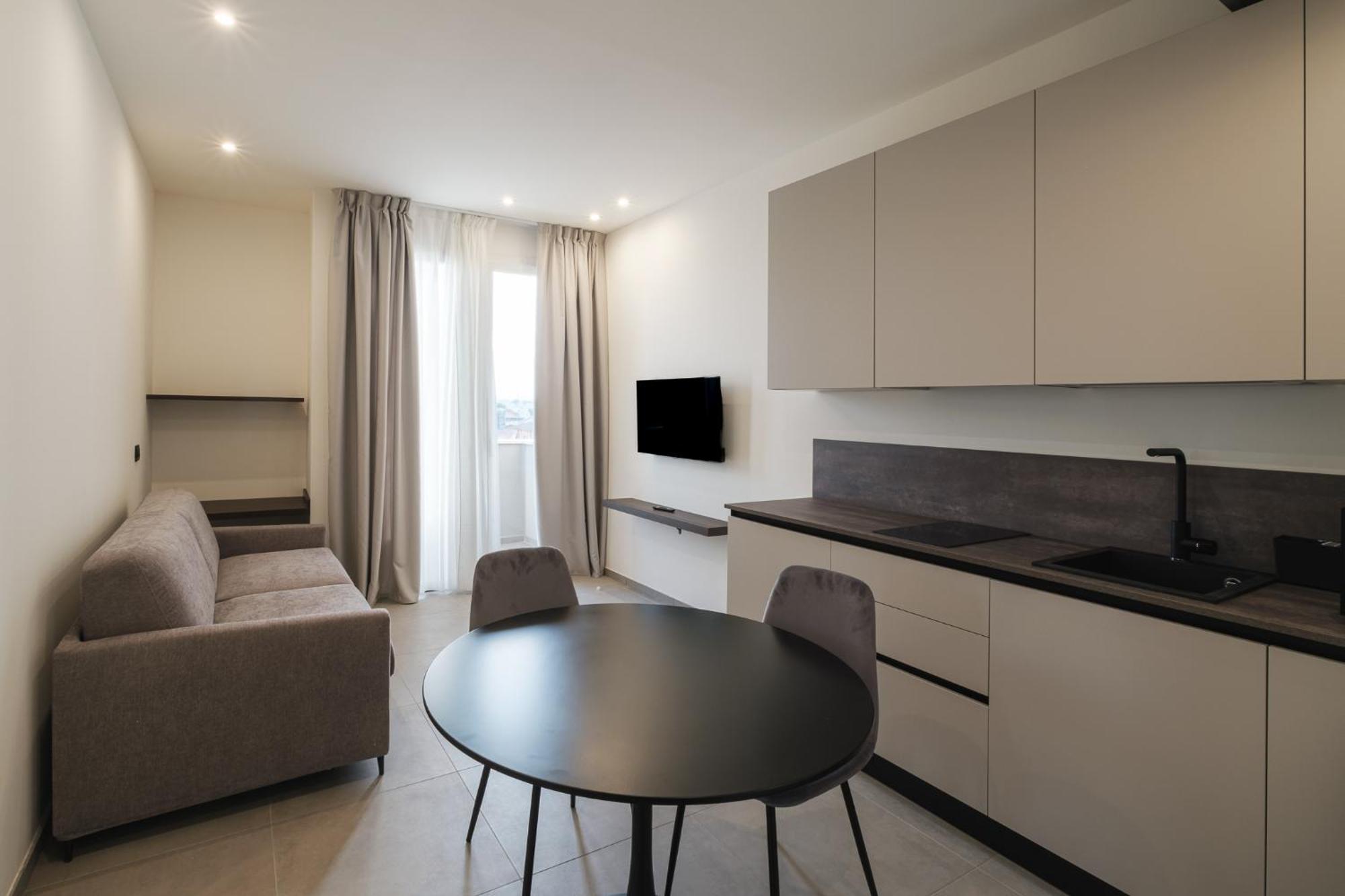 Residence Goldoni6 Suite Apartment Rimini Exterior foto