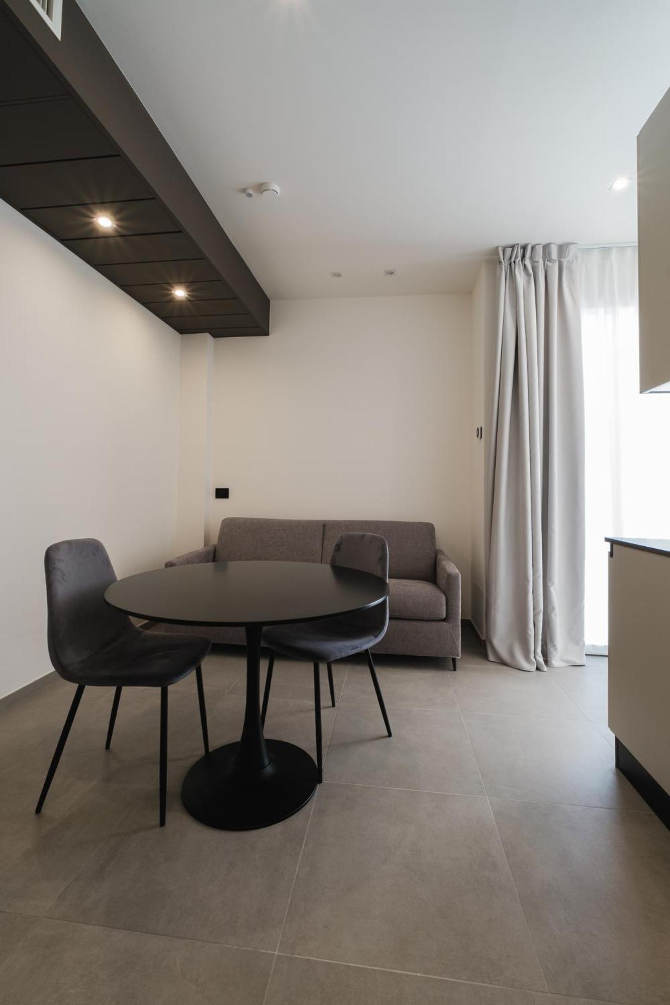 Residence Goldoni6 Suite Apartment Rimini Exterior foto