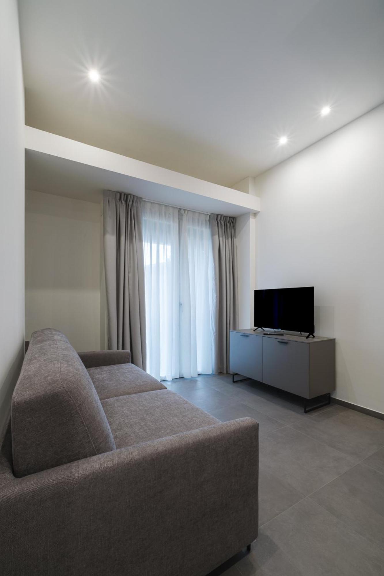 Residence Goldoni6 Suite Apartment Rimini Exterior foto